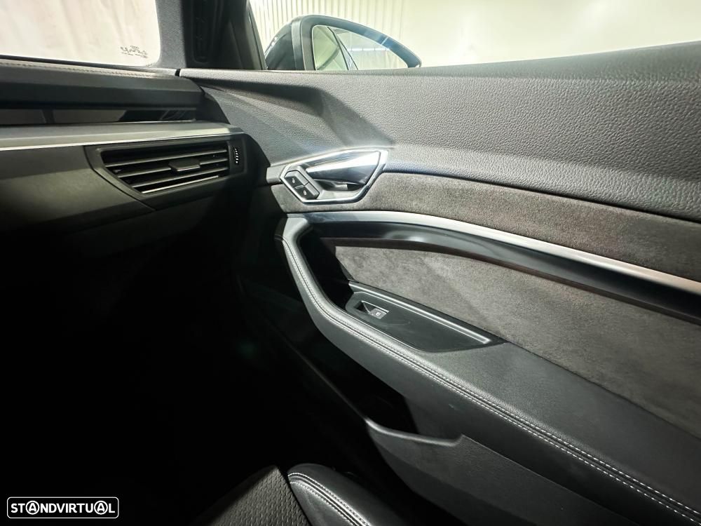 Audi e-tron Sportback 50 quattro S line - 38