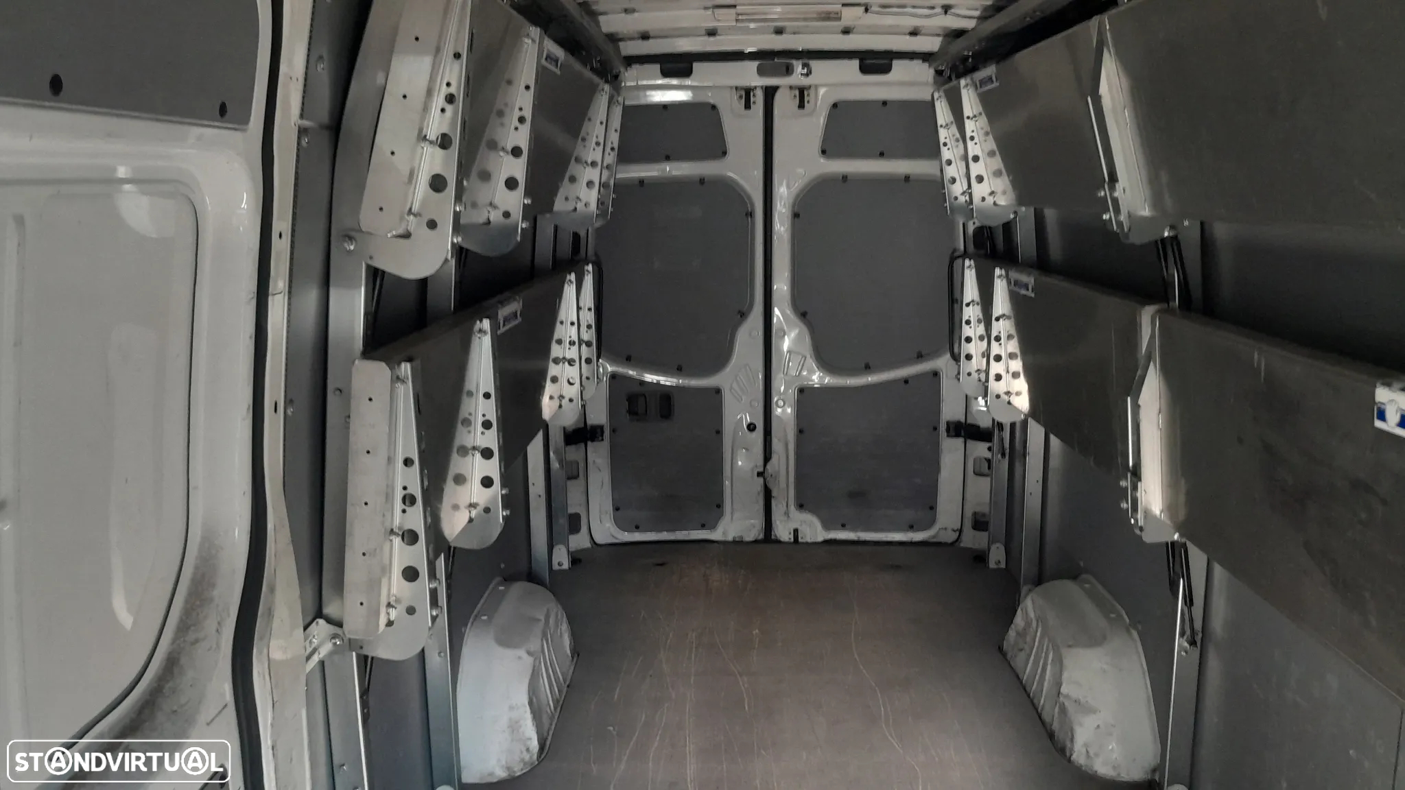 Mercedes-Benz Sprinter Longa - 8