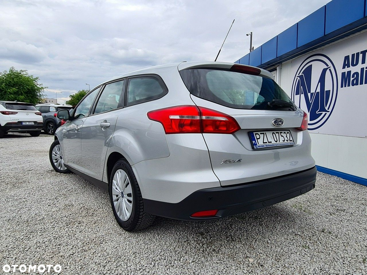 Ford Focus Turnier 1.5 EcoBlue Start-Stopp-System ACTIVE - 4