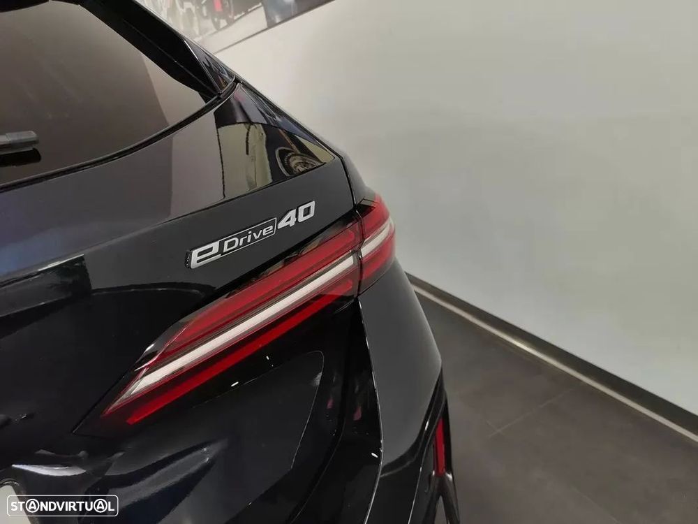 BMW i5 Touring eDrive40 - 25