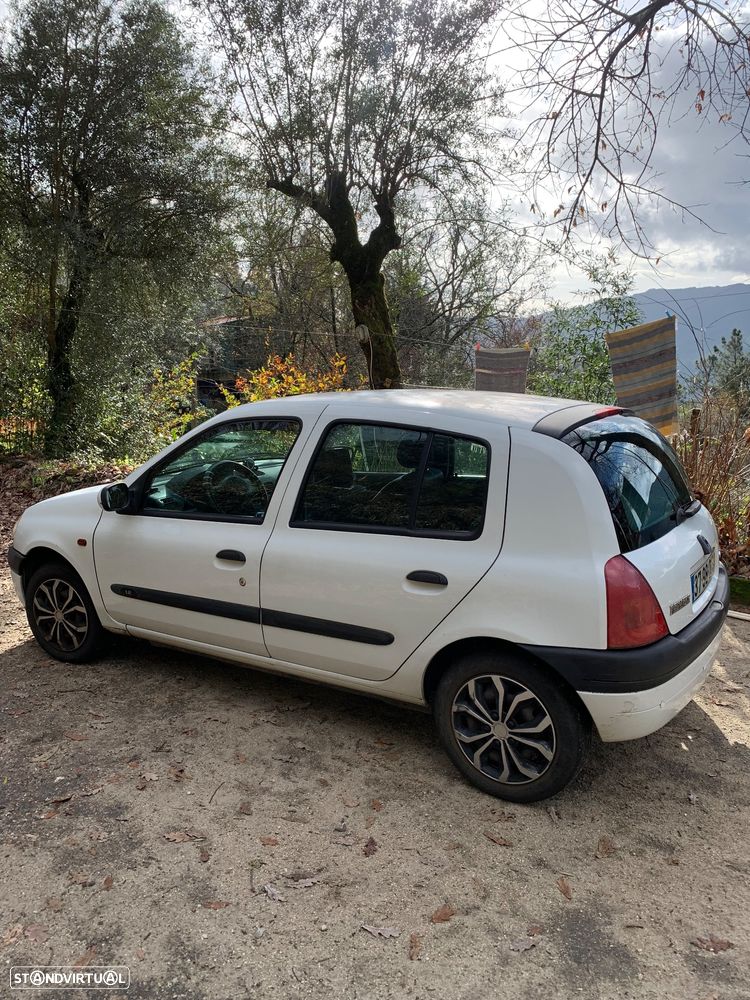 Renault Clio - 3