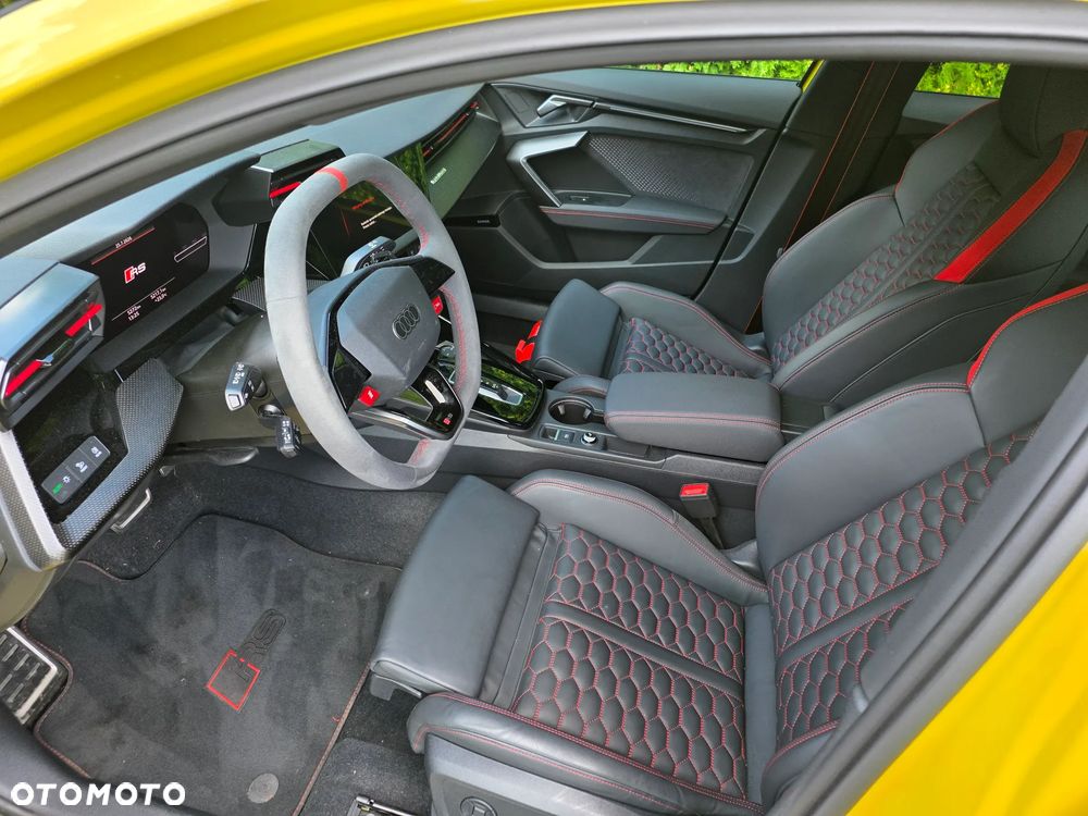 Audi RS3 Limousine - 9