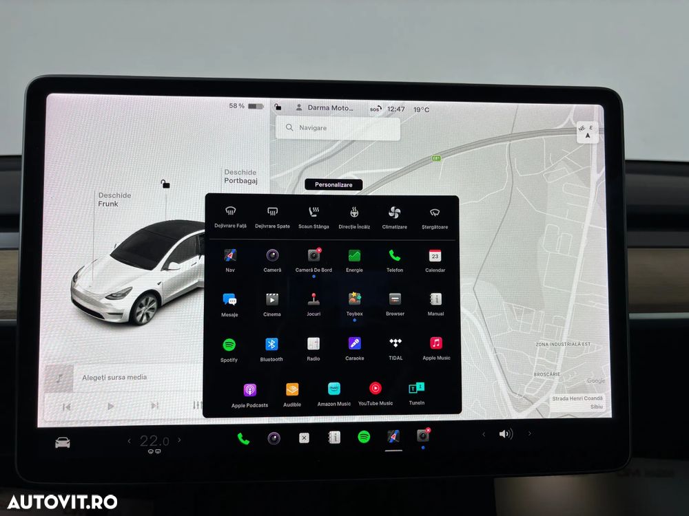 Tesla Model Y Long Range Dual Motor AWD - 19