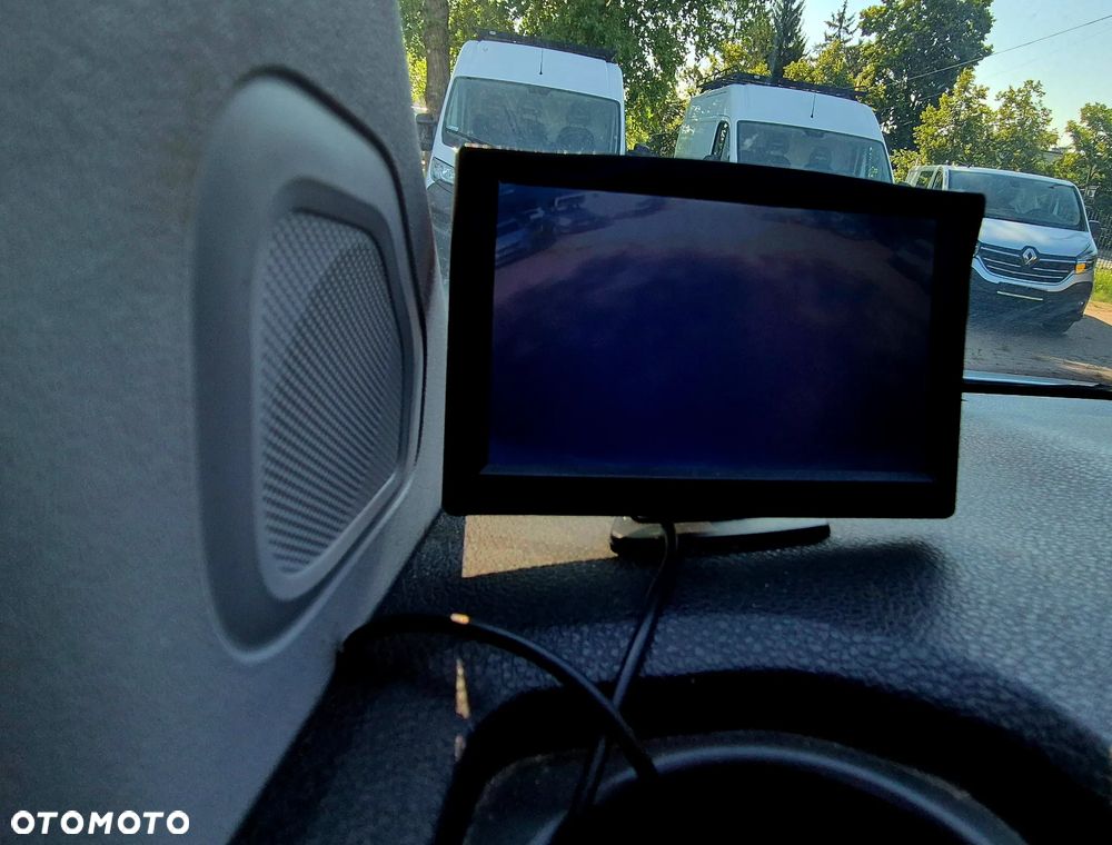 Opel Vivaro - 17
