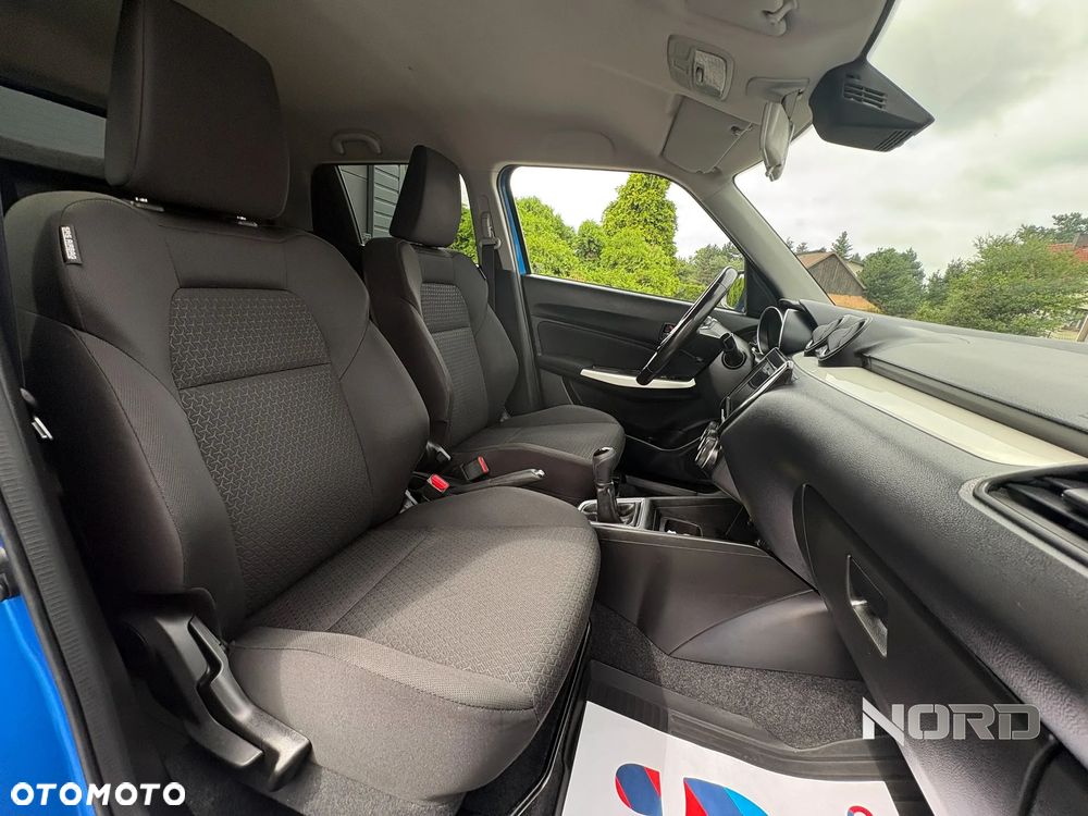 Suzuki Swift 1.2 Dualjet Hybrid Allgrip Comfort - 19