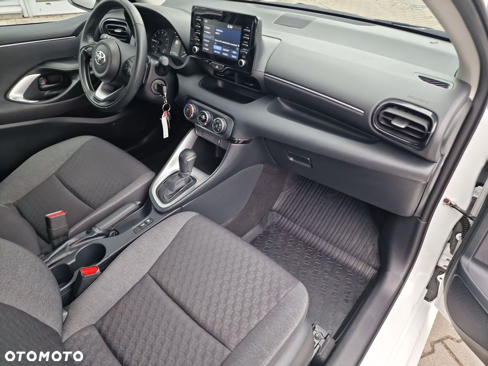 Toyota Yaris 1.5 Comfort CVT - 19