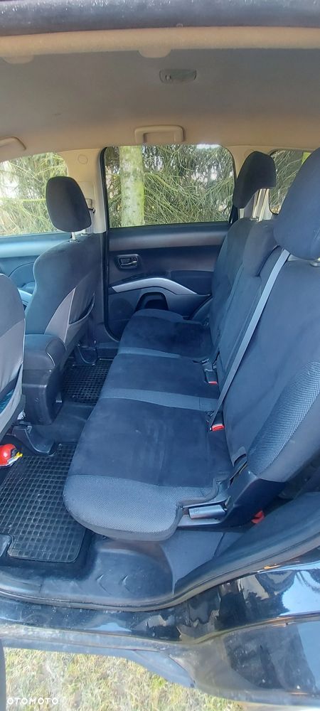 Mitsubishi Outlander 2.0 DID Instyle - 6