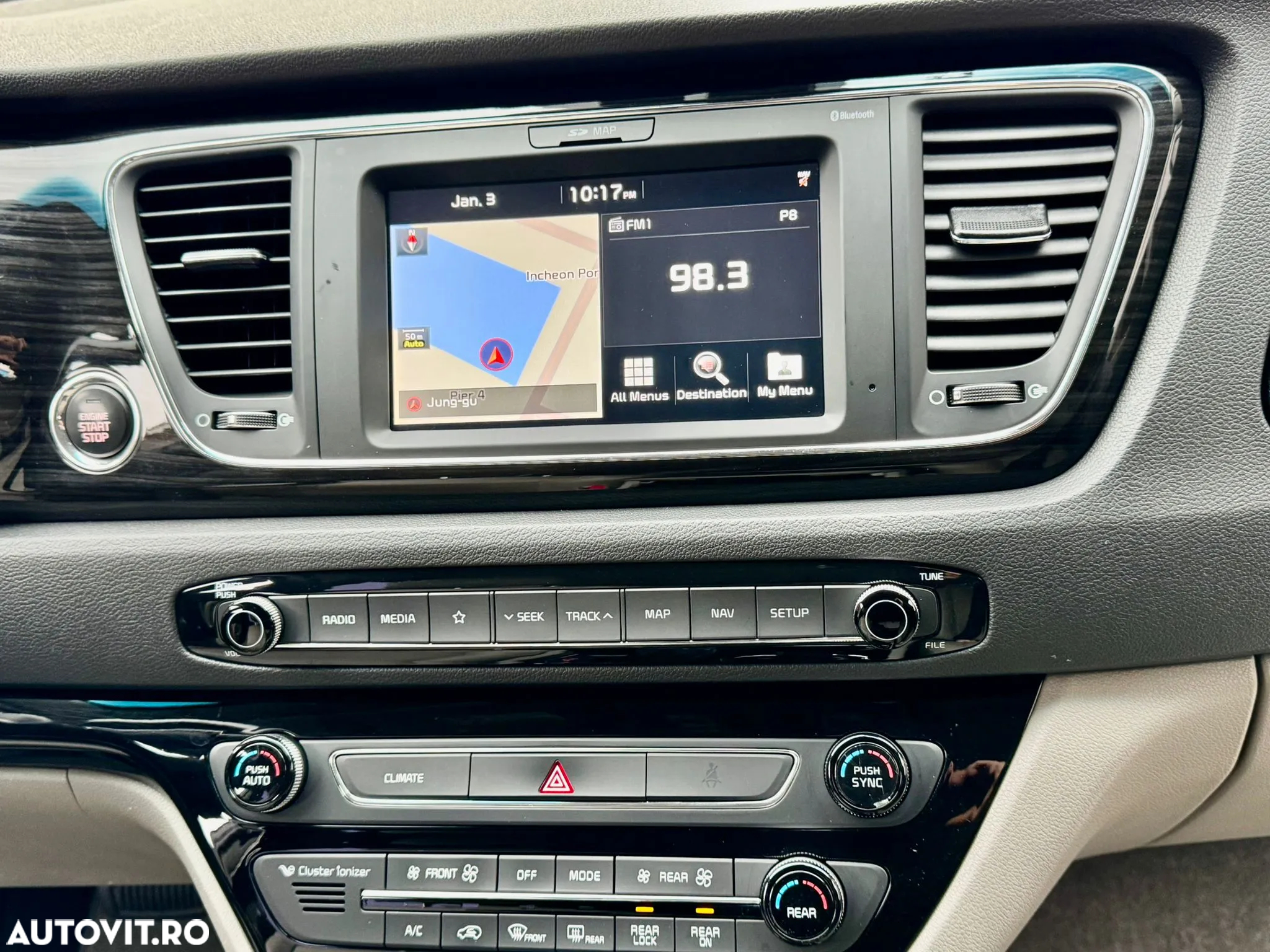 Kia Carnival - 8