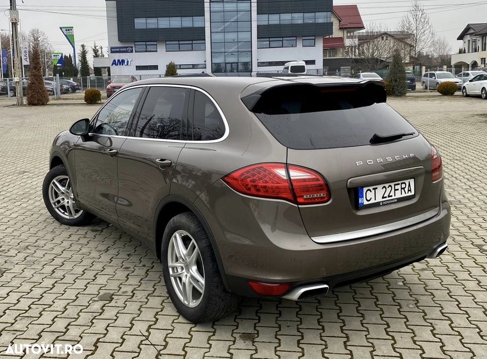Porsche Cayenne 3.0TD TipTronic - 4