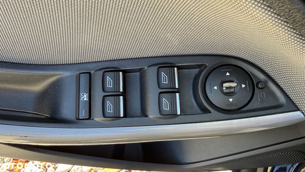 Ford Focus 1.0 EcoBoost Titanium - 14