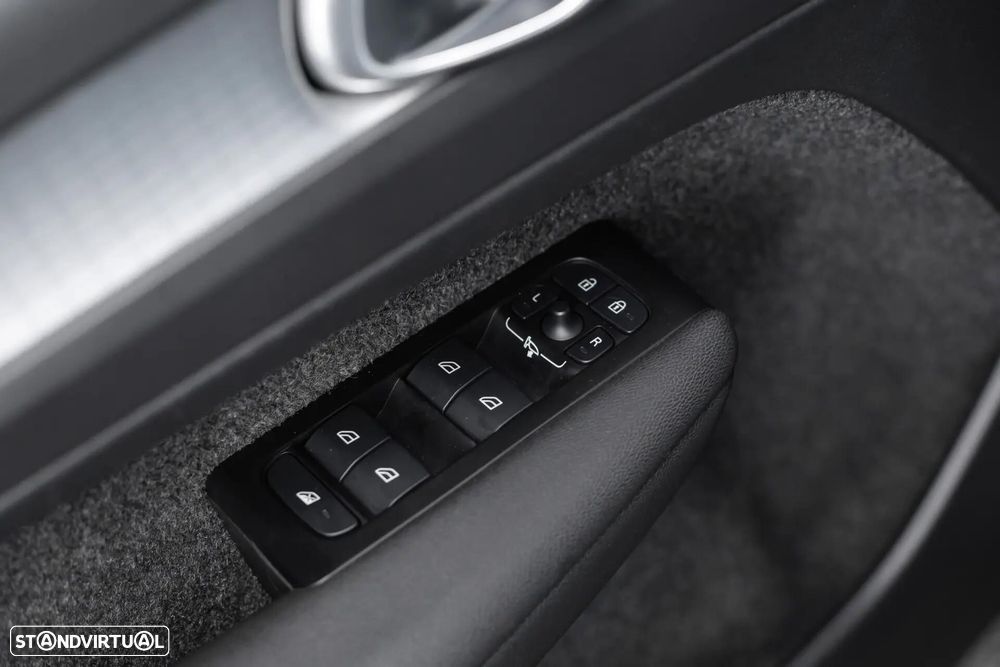 Volvo XC 40 1.5 T4 PHEV Inscription Expression - 34