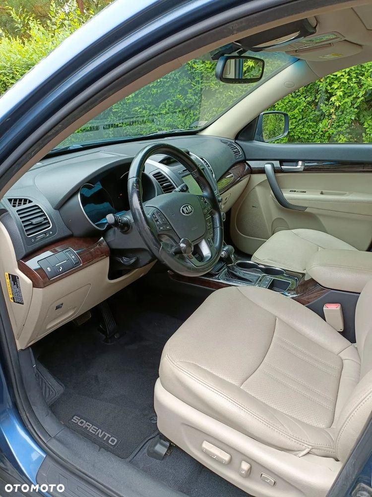 Kia Sorento - 27