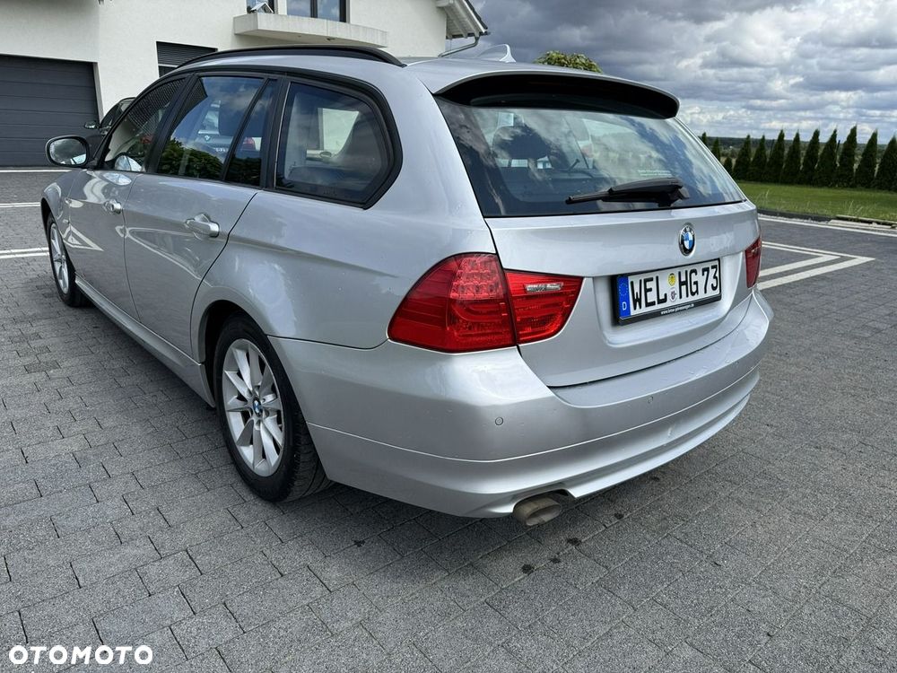 BMW Seria 3 318d - 6