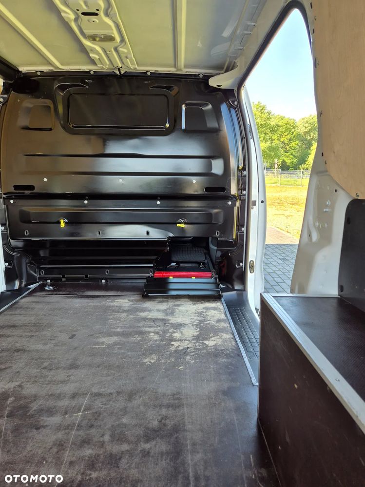 Citroën Jumpy XL 2.0 145KM - 24
