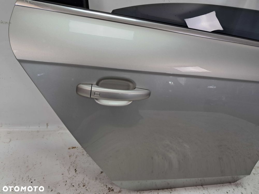 AUDI A4 B8 Sedan drzwi prawy tył prawe tylne LX1Y oryginalny lakier - 4