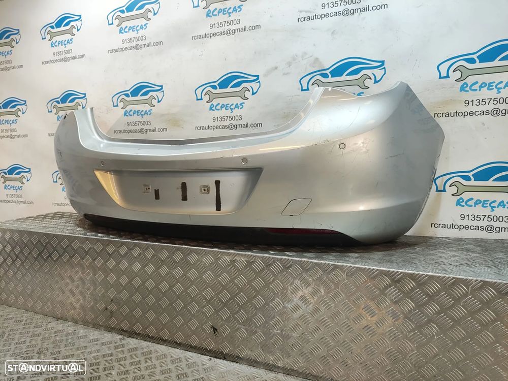 Parachoques traseiro trás original OPEL ASTRA J - GM 13266587 - 2