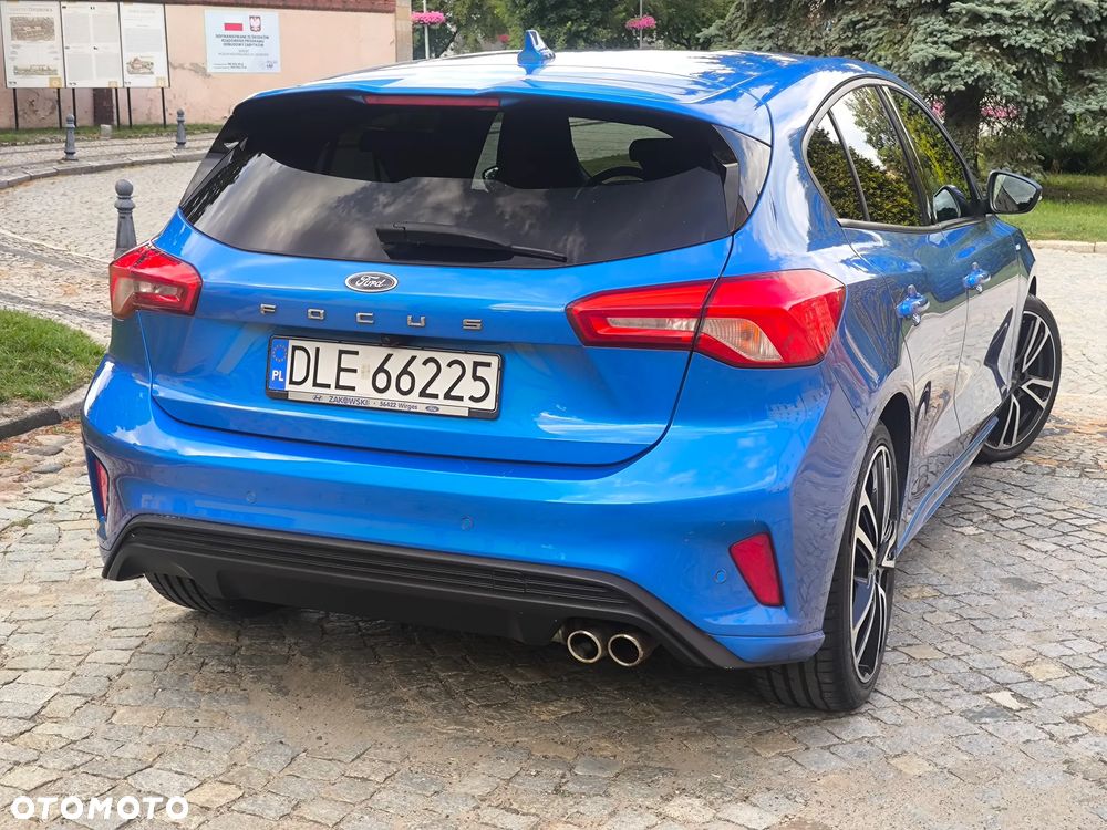 Ford Focus 1.5 EcoBoost ST-Line X - 12