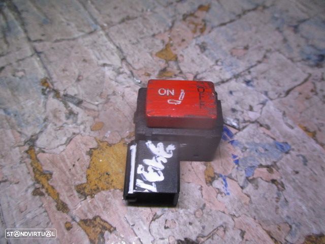 Interruptor 4E0959769A AUDI A8 2003 MEMÓRIA DE EMERGÊNCIA DO ASSENTO DIANTEIRO - 1