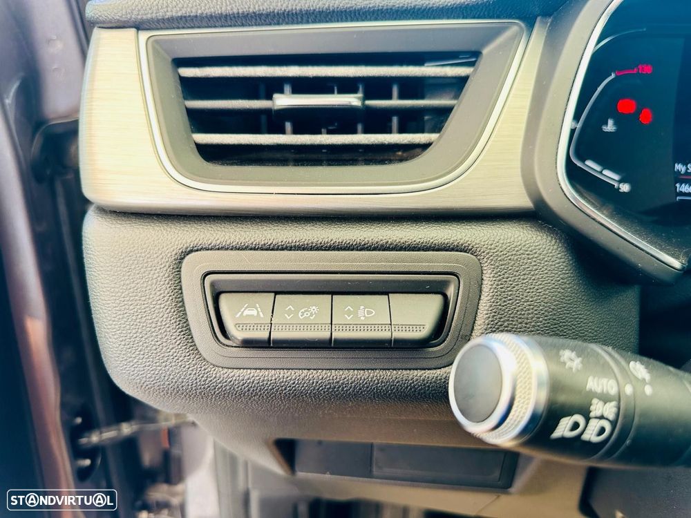 Renault Captur 1.5 dCi Exclusive EDC - 10
