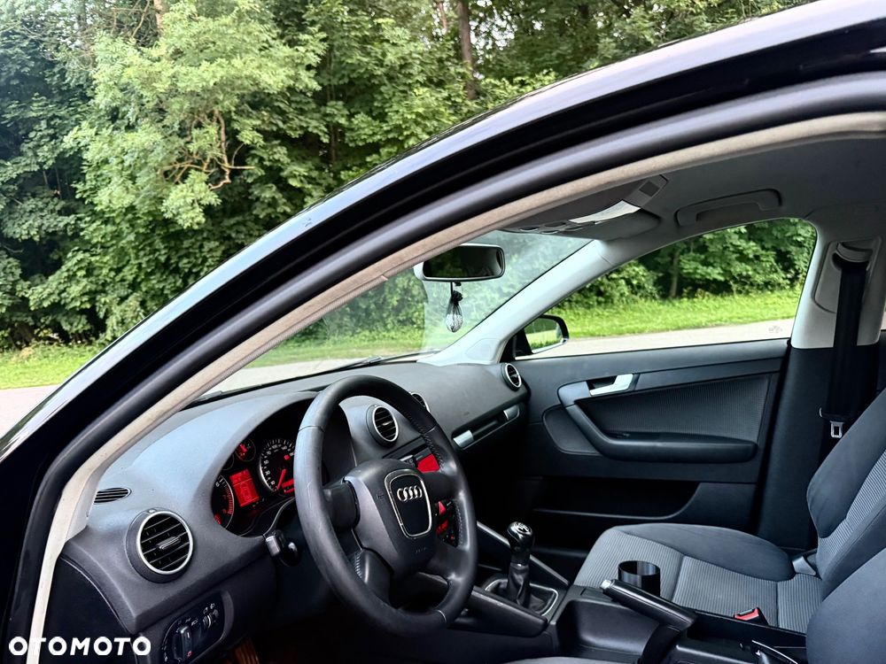 Audi A3 Sportback - 11