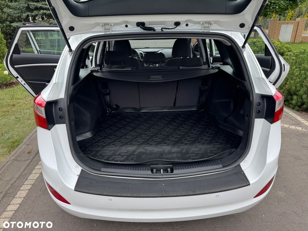 Hyundai i30 1.6 CRDI DCT Premium - 23