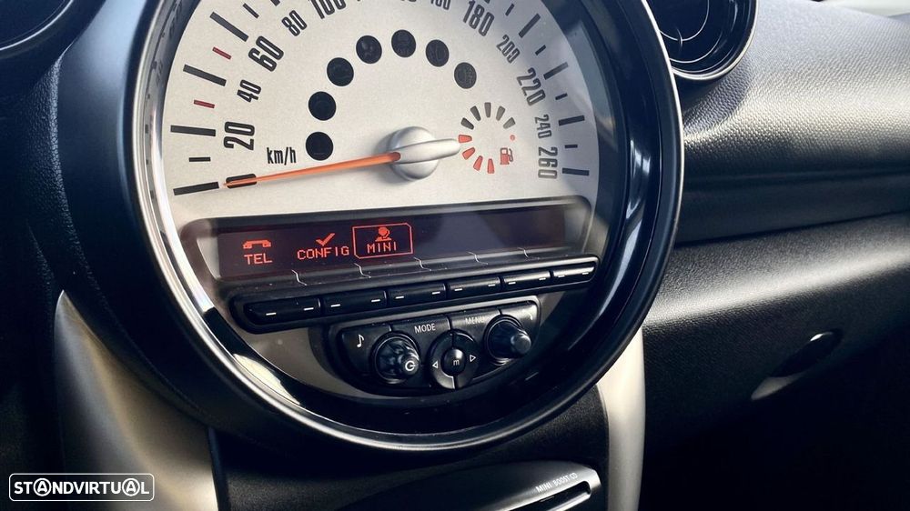 MINI Paceman Cooper D - 23