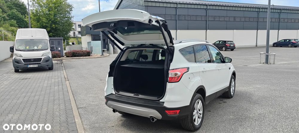 Ford Kuga 1.5 EcoBoost 2x4 Trend - 24