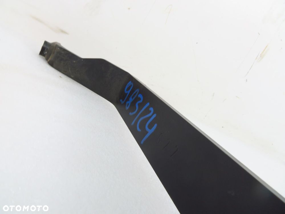 HAK RENAULT MEGANE I SEDAN - 3