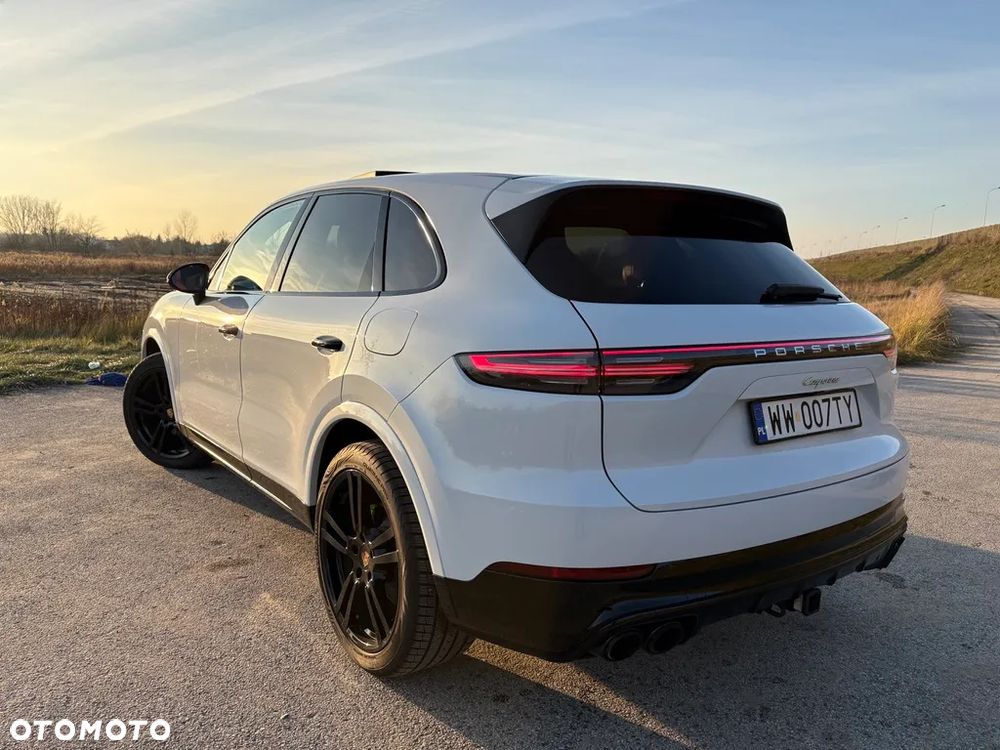 Porsche Cayenne E-Hybrid - 11