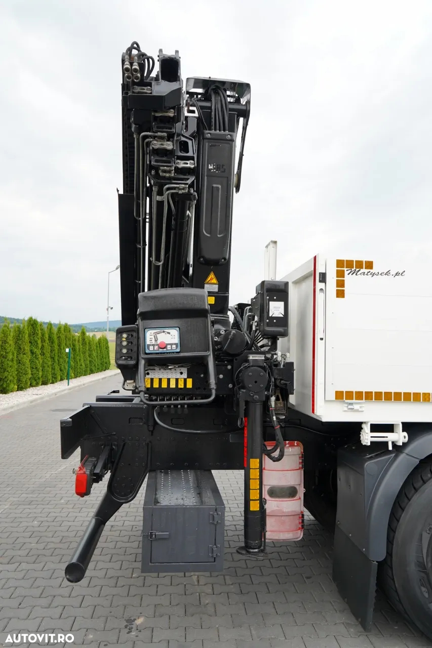 MAN TGS 26.360 / 6X4 / BOTTOM 6.5 M + HDS HIAB 211 EP-5 / CAPACITATE MAXIMĂ DE RIDICARE: 6 900 KG / RADIOCOMANDĂ / ROTARE / MANUALĂ / EURO 6 - 19
