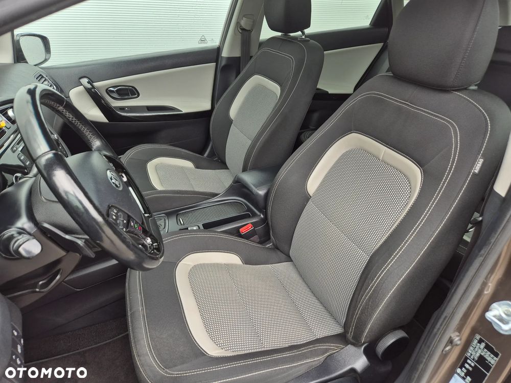 Kia Ceed 1.6 CRDi 128 Platinum Edition - 18