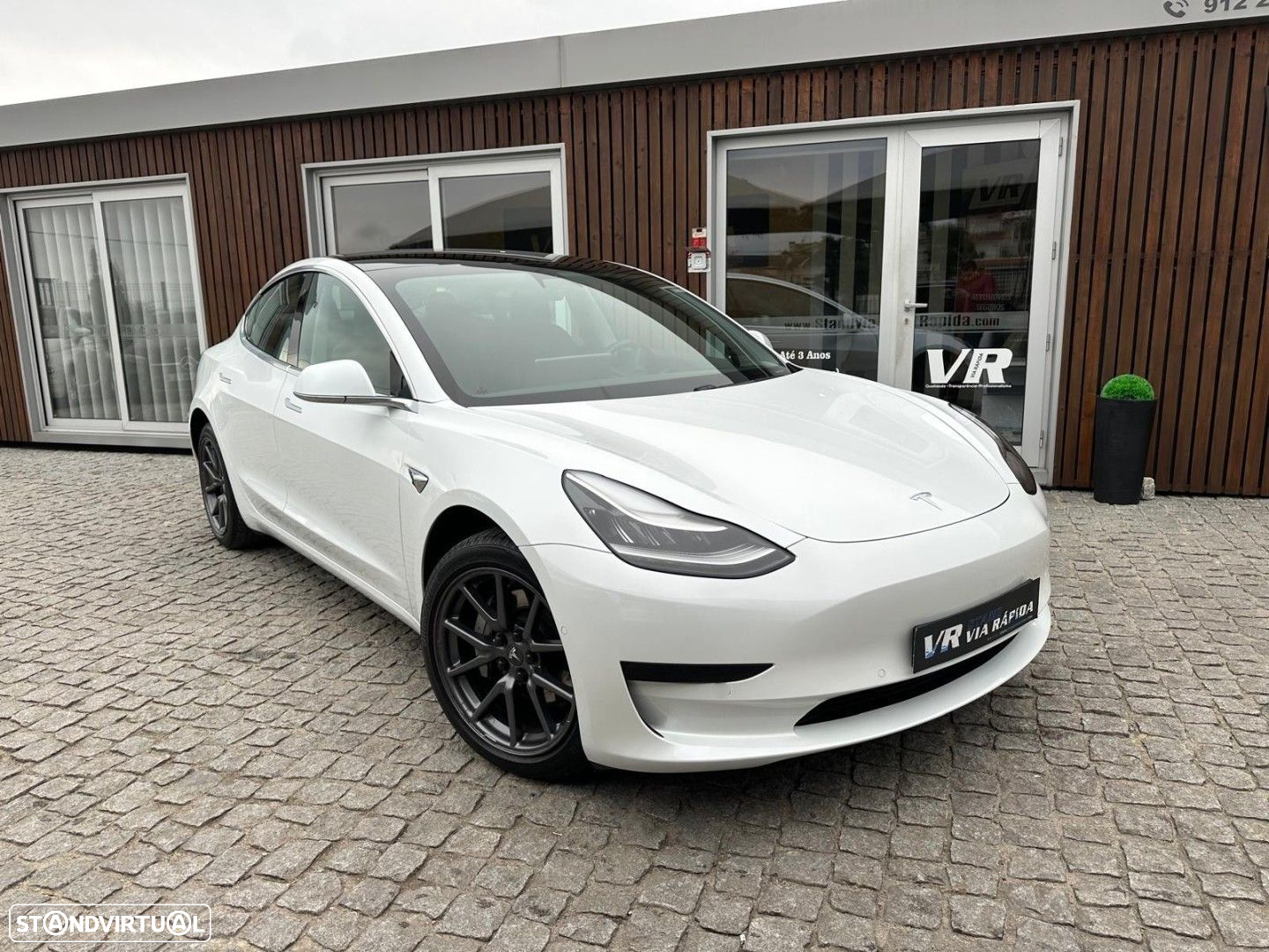 Tesla Model 3 Long-Range RWD - 4