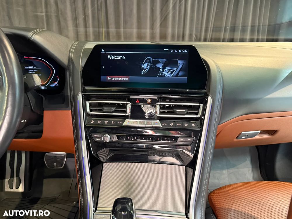 BMW M8 M850i xDrive - 24