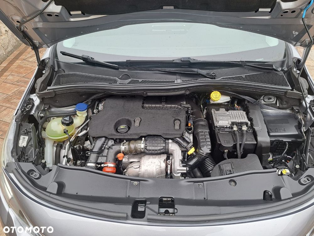 Peugeot 2008 - 7