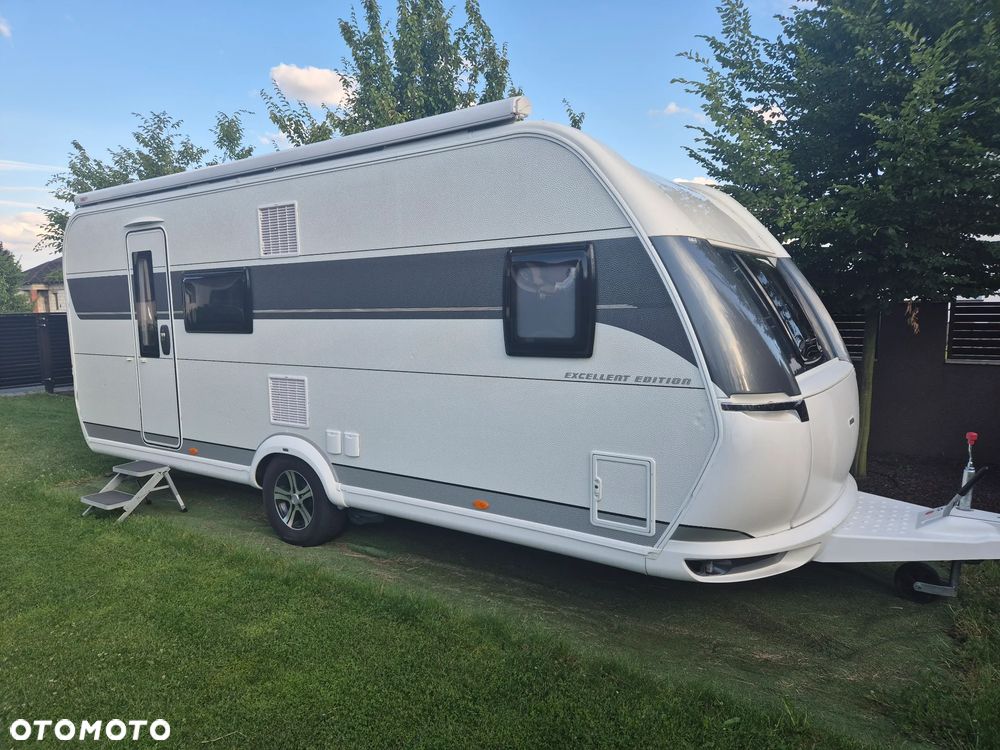 Hobby 560 KMFe Excellent Edition instalacja off-grid 230V Duo-Control - 2