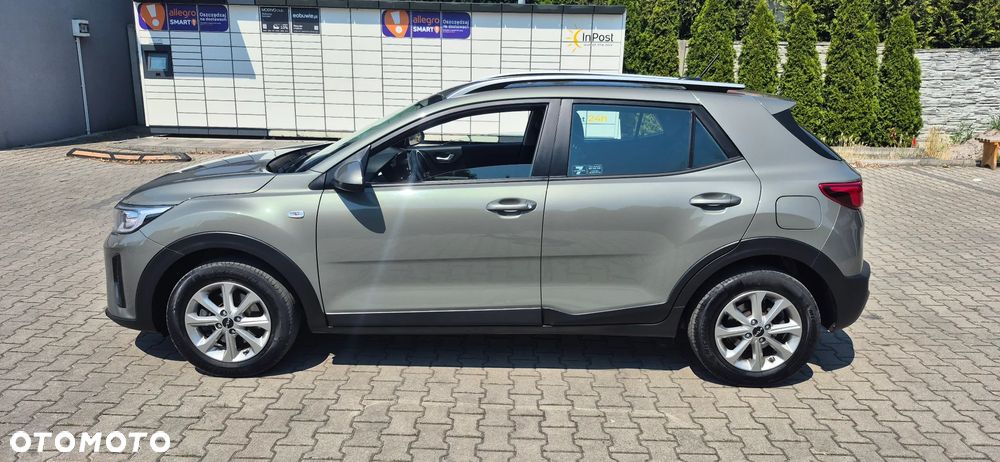 Kia Stonic 1.2 L - 8