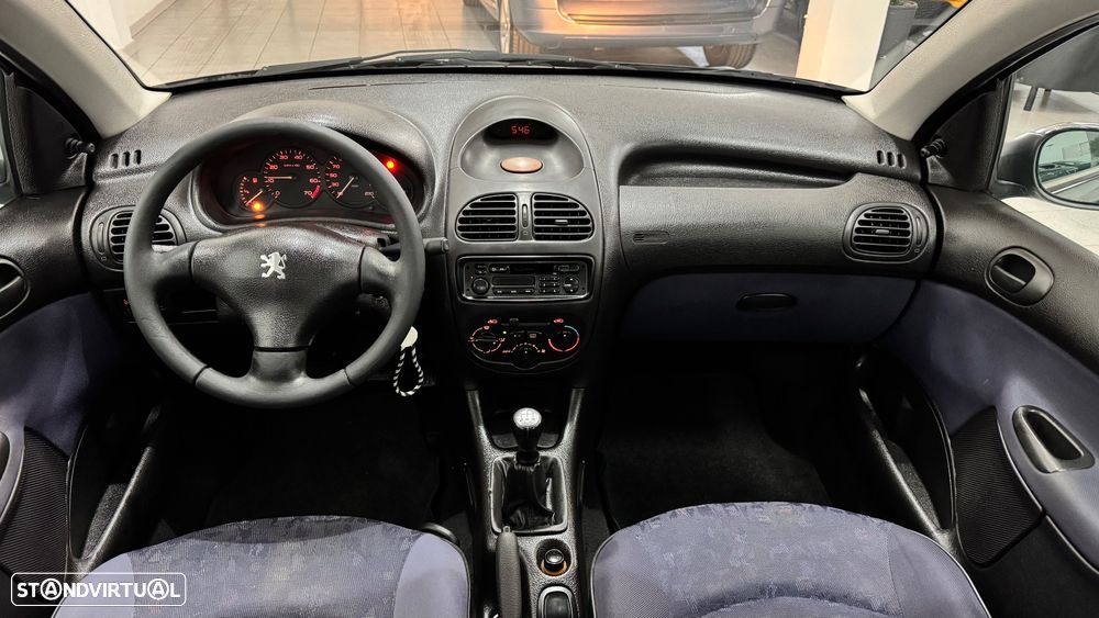 Peugeot 206 1.1 XR - 19
