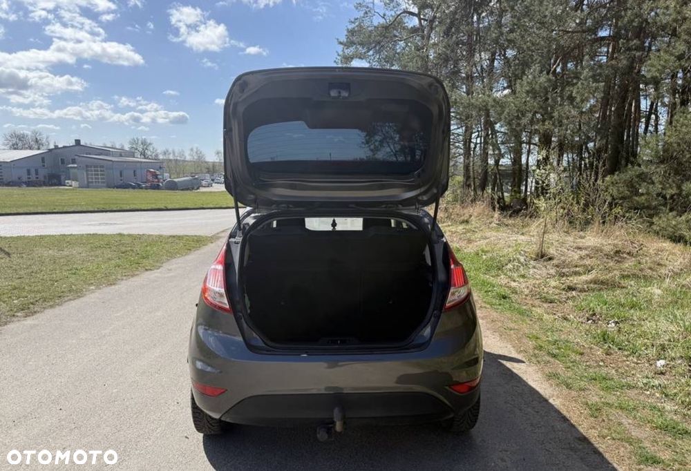 Ford Fiesta - 9