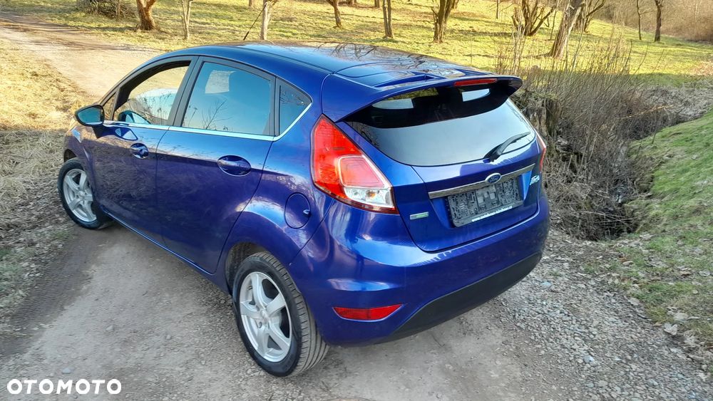 Ford Fiesta - 15
