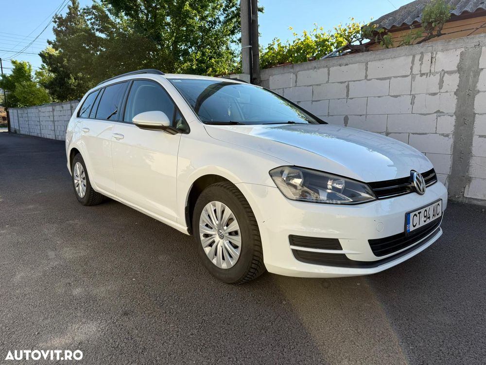 Volkswagen Golf - 9