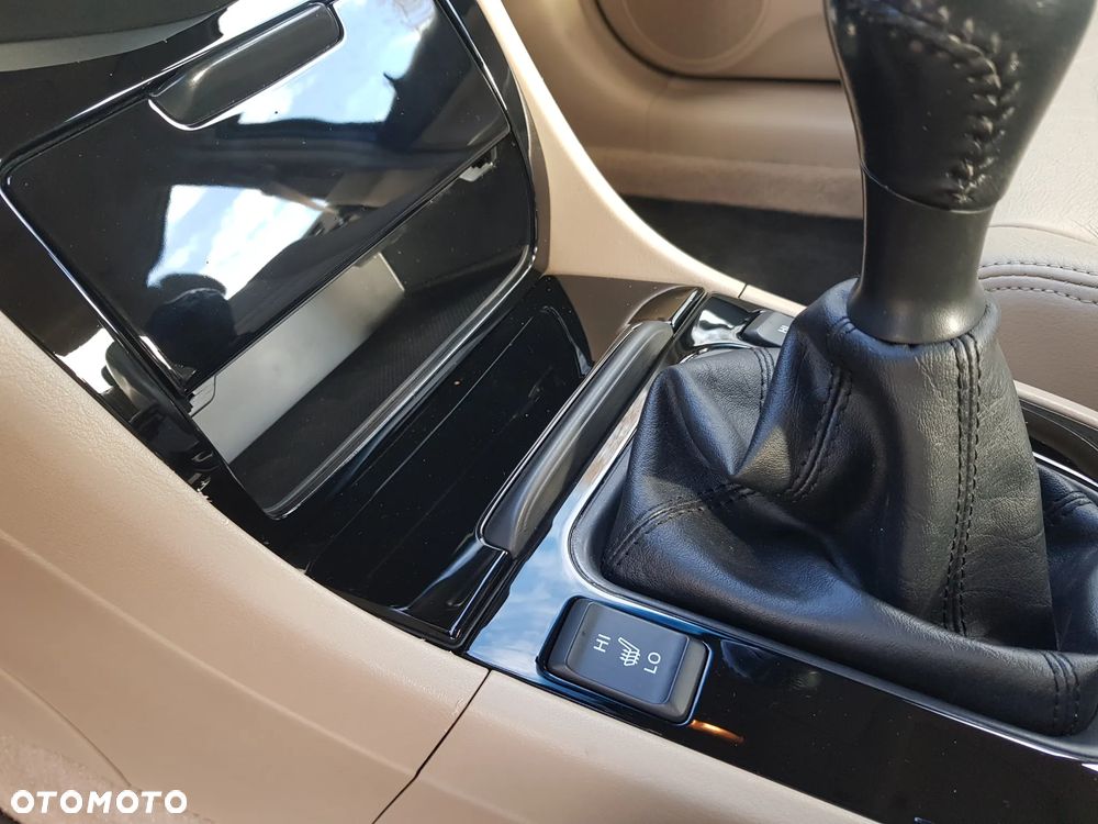 Honda Accord 2.4 i Executive - 26