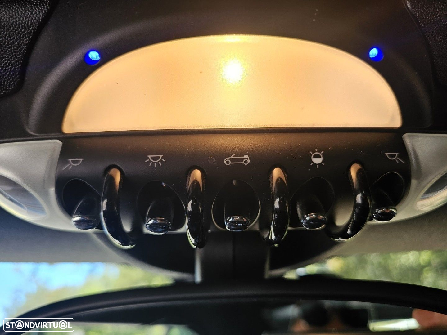 MINI Cabrio John Cooper Works - 18