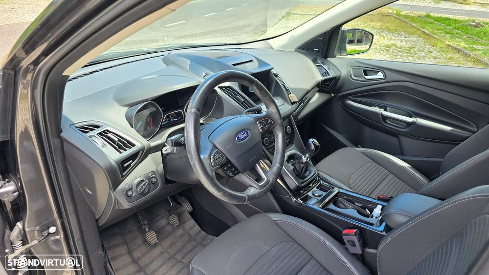 Ford Kuga 1.5 TDCi Titanium - 8