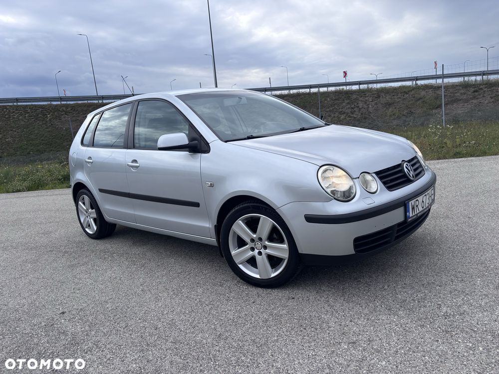Volkswagen Polo - 2