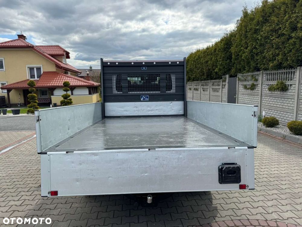 Renault Master Doka 7-osobowy - 23