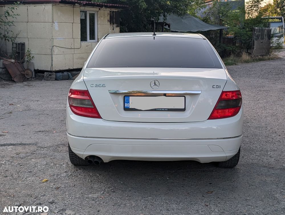 Mercedes-Benz C - 4