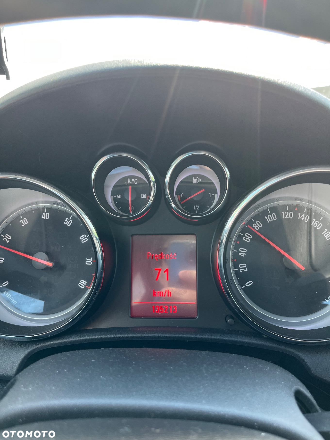 Opel Astra 1.4 Turbo Cosmo - 11