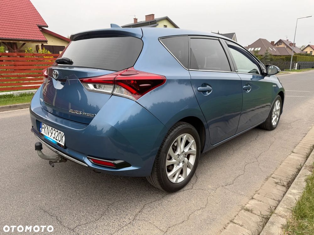 Toyota Auris 1.8 VVT-i Automatik Edition-S - 2