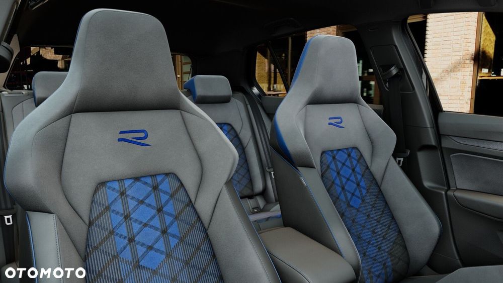 Volkswagen Golf 2.0 TSI 4Motion R DSG - 11