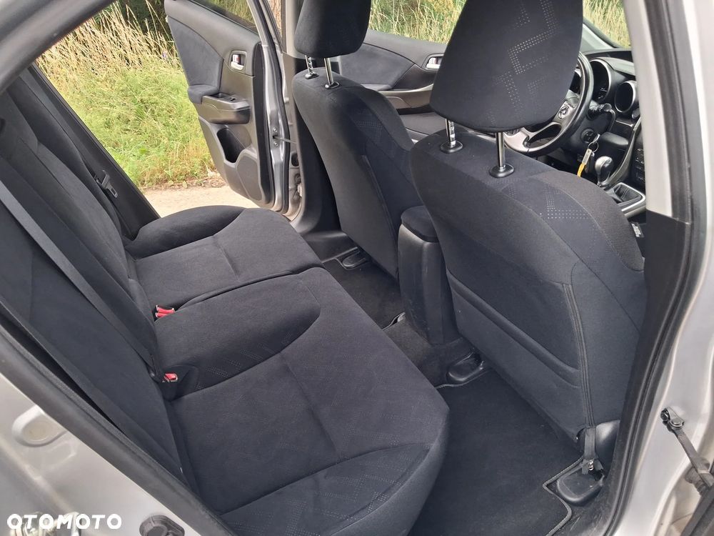 Honda Civic 1.6 i-DTEC Comfort Black Edition - 12
